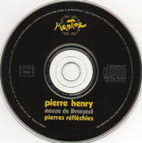 Messe De Liverpool / Pierres Réfléchies