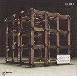 Non Gettate Alcun Oggetto Dai Finestrini