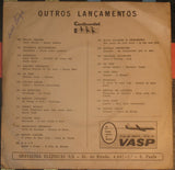 Plus Je T'entends / Lucille