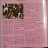 Churchill's = צ'רצ'ילים