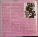 Churchill's = צ'רצ'ילים