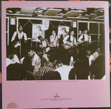 Churchill's = צ'רצ'ילים