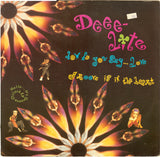 Hello...It's Groove O'Clock EP (How Do You Say...Love / Groove Is In The Heart)