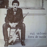 Fora De Moda