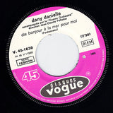 Hello, C’est Moi "Hello Lover" / Dis Bonjour À La Mer Pour Moi