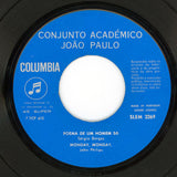 Poema De Um Homem Só